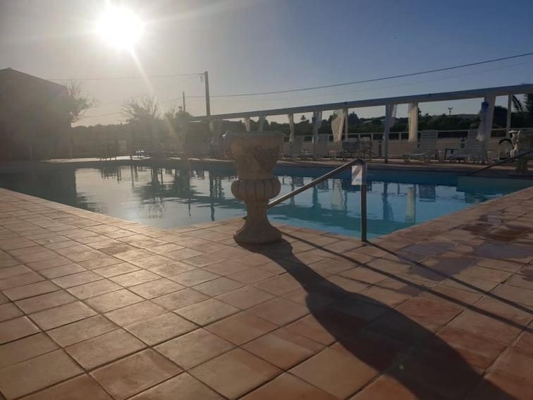 Apartment Barbera Con Piscina